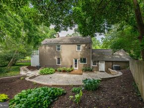 2200 N Pollard Street, Arlington VA 22207