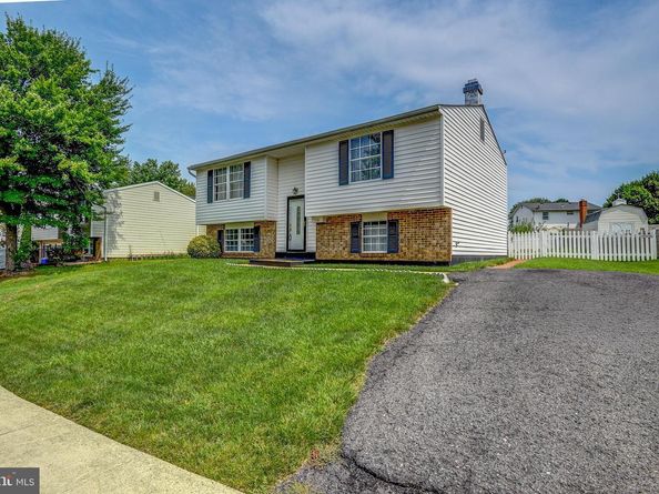 110 N Garfield Road, Sterling VA 20164