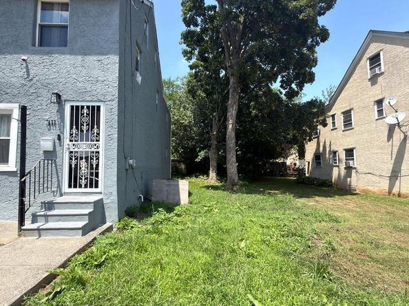 311 N 9TH Street, Darby PA 19023