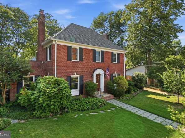 824 S Courthouse Road, Arlington VA 22204