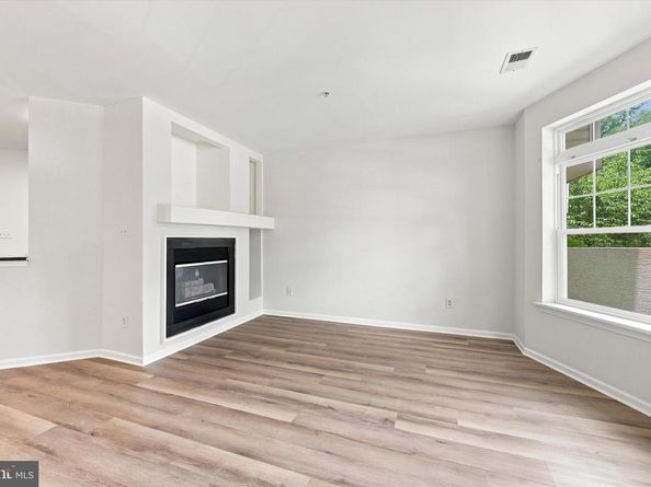 505 Dresher Woods Drive, Dresher PA 19025