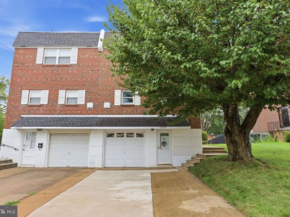 10925 Lockart Road, Philadelphia PA 19116