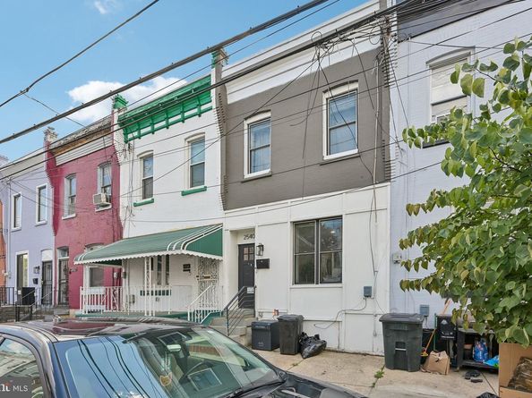 2540 W Montgomery Avenue, Philadelphia PA 19121