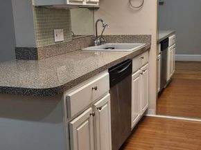 1320 S Broad Street H, Philadelphia PA 19146