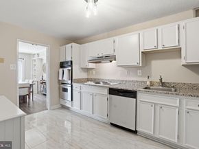 309 Yoakum Parkway 603, Alexandria VA 22304