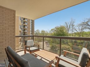 309 Yoakum Parkway 603, Alexandria VA 22304