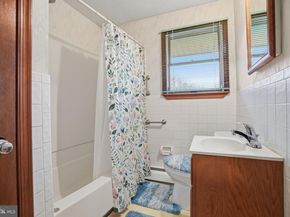 3220 Glenrose Avenue, Bristol PA 19007