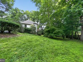 2119 County Line Road, Villanova PA 19085