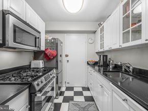 5410 Connecticut Avenue NW 811, Washington DC 20015