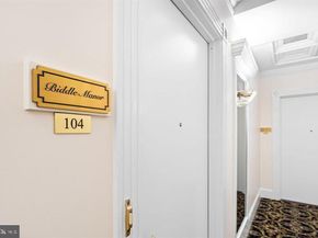 211 S 4TH Street 104, Philadelphia PA 19106