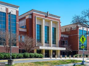 1319 49TH Street NE, Washington DC 20019