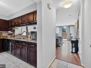 939 S Scott Street UNIT 1, Arlington VA 22204