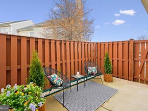 46724 Fielding Terrace 49, Sterling VA 20164