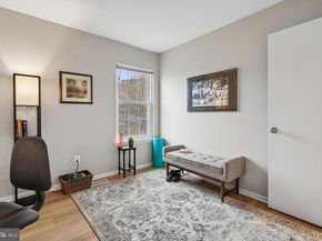 46724 Fielding Terrace 49, Sterling VA 20164