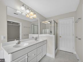 13717 Maple Sugar Lane, Herndon VA 20171