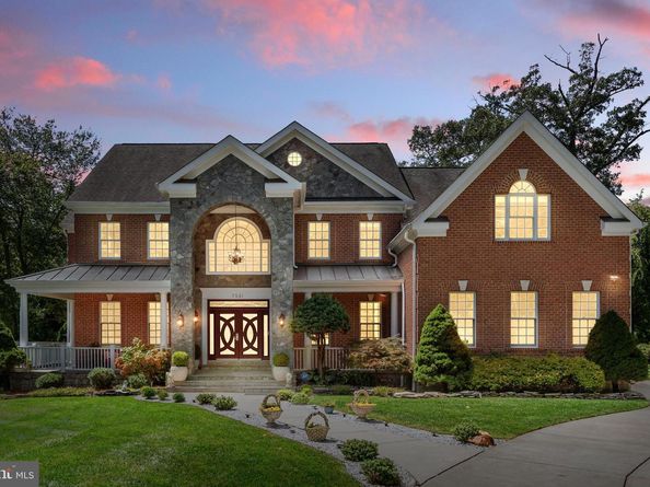 7331 Calvert Street, Annandale VA 22003