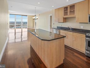 8220 Crestwood Heights Drive 1215, Mclean VA 22102