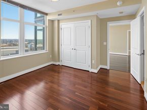 8220 Crestwood Heights Drive 1215, Mclean VA 22102