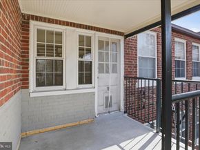 400 Commonwealth Avenue 307, Alexandria VA 22301