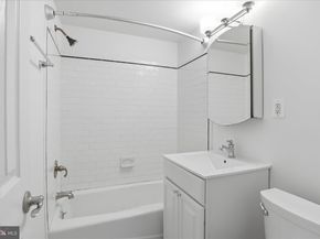 400 Commonwealth Avenue 307, Alexandria VA 22301