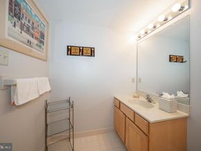 406 Merion Hill Lane, Conshohocken PA 19428