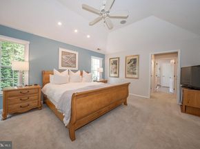 406 Merion Hill Lane, Conshohocken PA 19428
