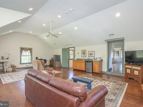 1193 Swamp Road, Furlong PA 18925