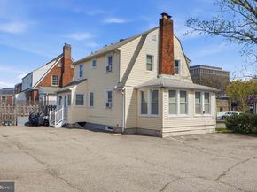 2320 S Eads Street, Arlington VA 22202