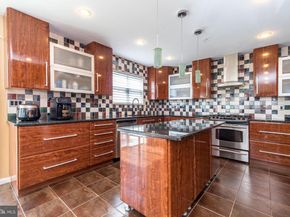 201 Summer Ridge Circle, Chalfont PA 18914