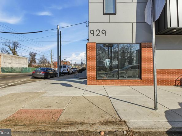 929 N 40TH Street, Philadelphia PA 19104