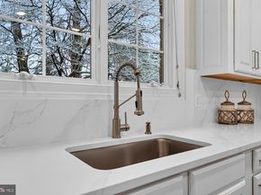 2584 Vintage Crest Lane, Oakton VA 22124