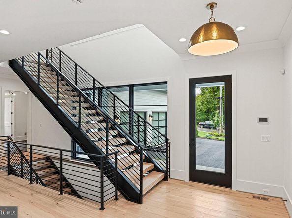 1109 Ingleside Avenue, Mclean VA 22101