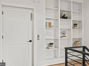 1109 Ingleside Avenue, Mclean VA 22101