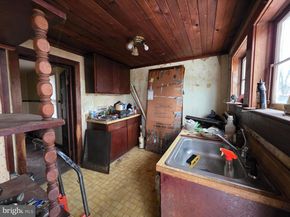 406 W Bridge Street, Morrisville PA 19067