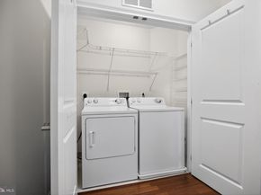 800 Admirals Way 1836, Philadelphia PA 19146