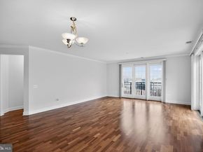 800 Admirals Way 1836, Philadelphia PA 19146