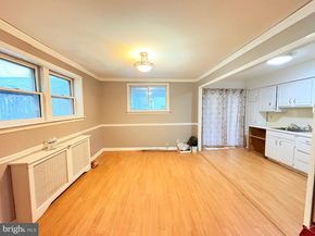 233 Barrington Road, Upper Darby PA 19082