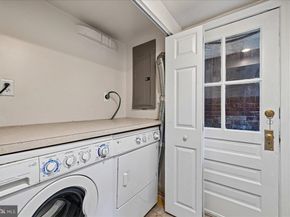 803 Chetworth Place, Alexandria VA 22314