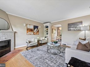 803 Chetworth Place, Alexandria VA 22314