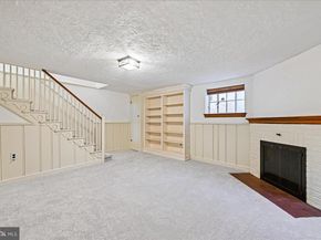 803 Chetworth Place, Alexandria VA 22314
