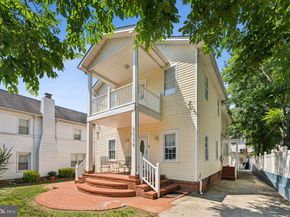 2034 S Shirlington Road, Arlington VA 22204