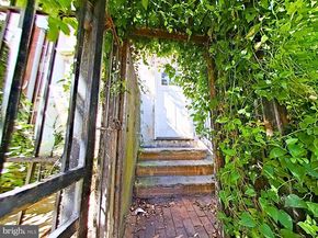 5331 Wayne Avenue, Philadelphia PA 19144