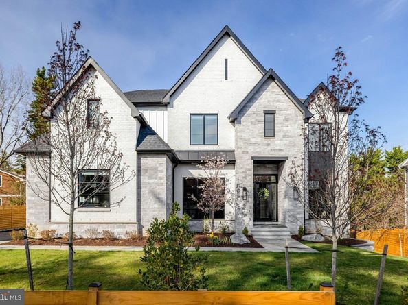 1100 Balls Hill Road, Mclean VA 22101