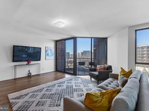 1099 22nd Street NW 807, Washington DC 20037