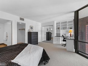 1099 22nd Street NW 807, Washington DC 20037