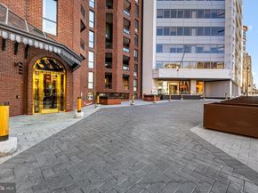 1099 22nd Street NW 807, Washington DC 20037