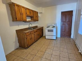 621 W Tioga Street, Philadelphia PA 19140