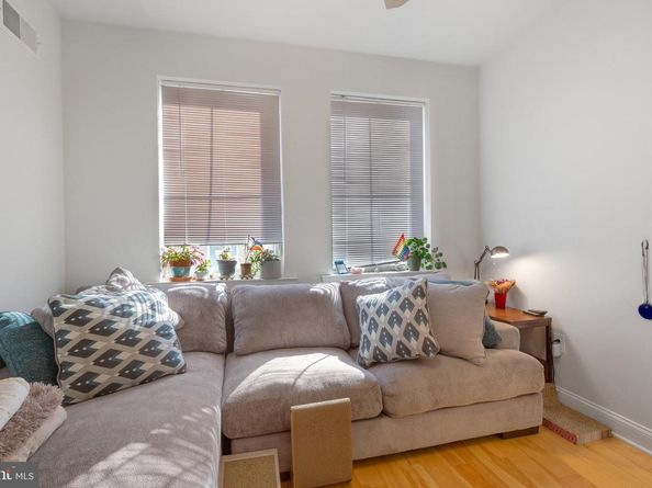 2302 Collins Street, Philadelphia PA 19125