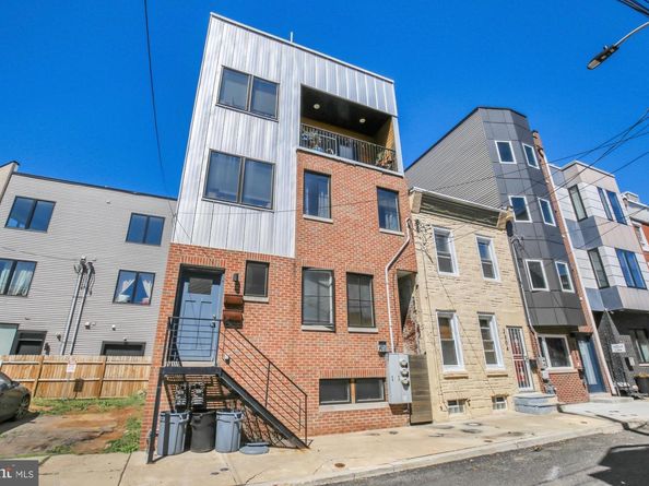 2302 Collins Street, Philadelphia PA 19125