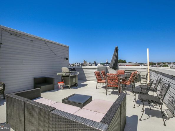 2302 Collins Street, Philadelphia PA 19125